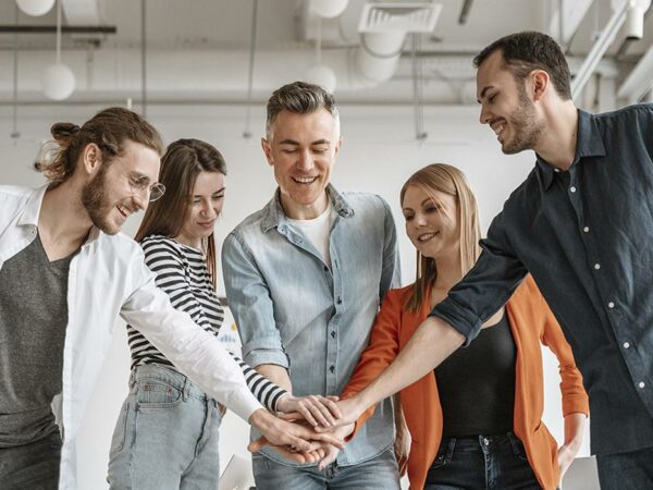 Lutter contre la Pauvreté : Ensemble, Faisons la Différence