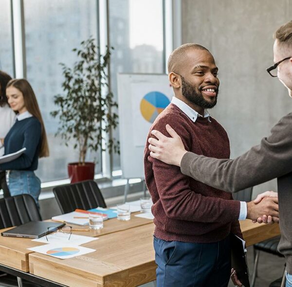Partageons des Histoires Inspirantes : Les Voix de l’Espoir et de la Solidarité